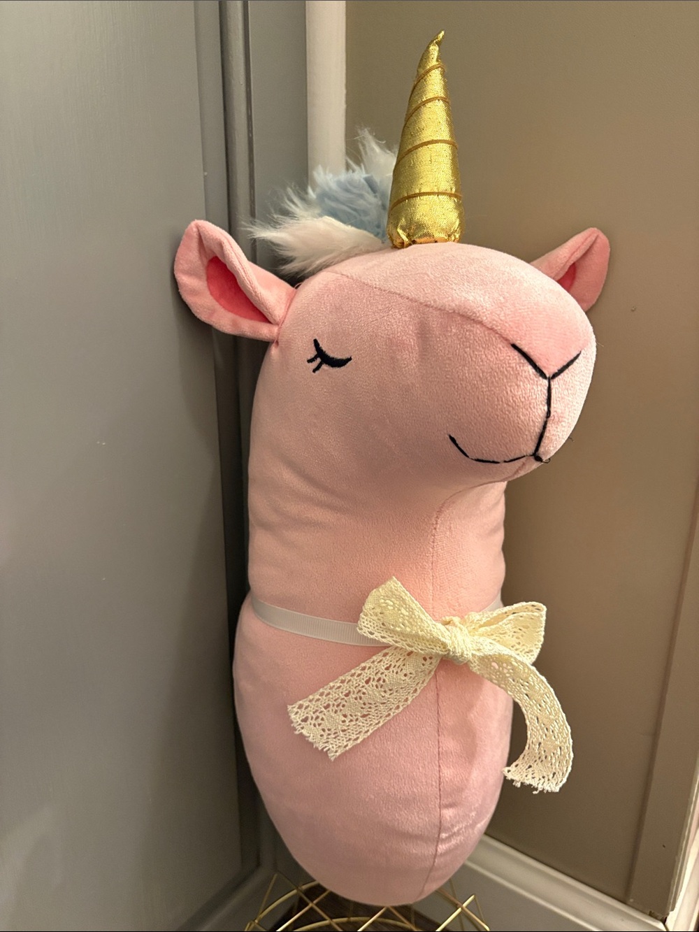 The Big One Kids Unicorn Head Mount Wall Decor NWOT